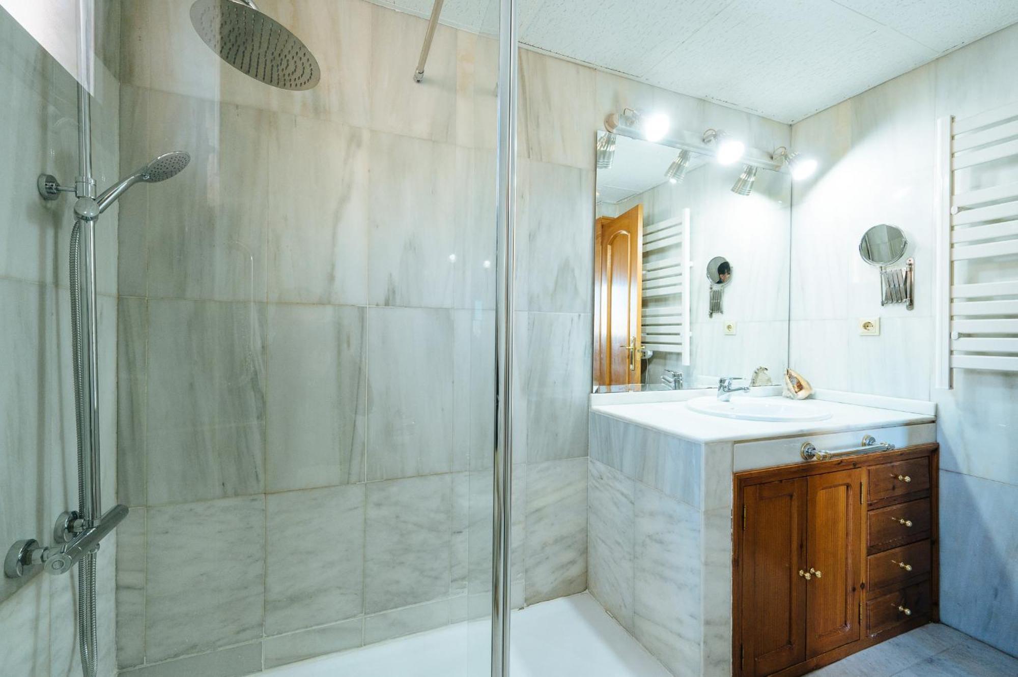 Acogedor Piso Con Parking Santa Justa Daire Sevilla Dış mekan fotoğraf